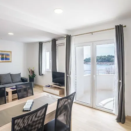 Franicevic * Sućuraj